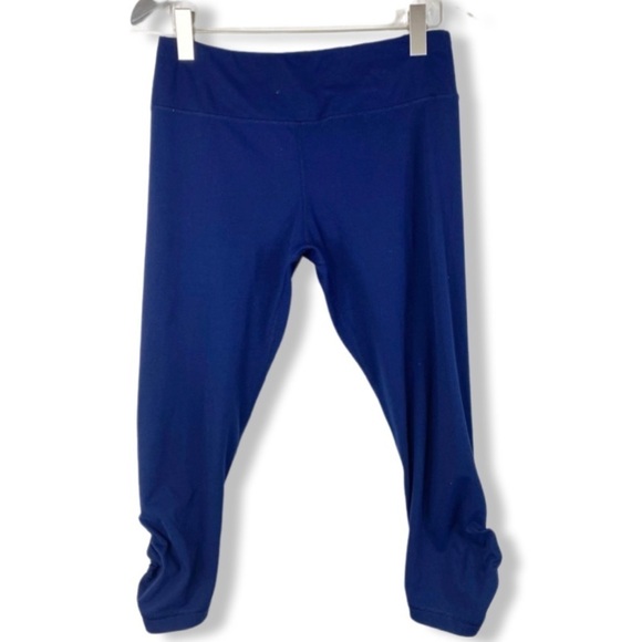 Yogalicious Capri Leggings - Picture 1 of 2